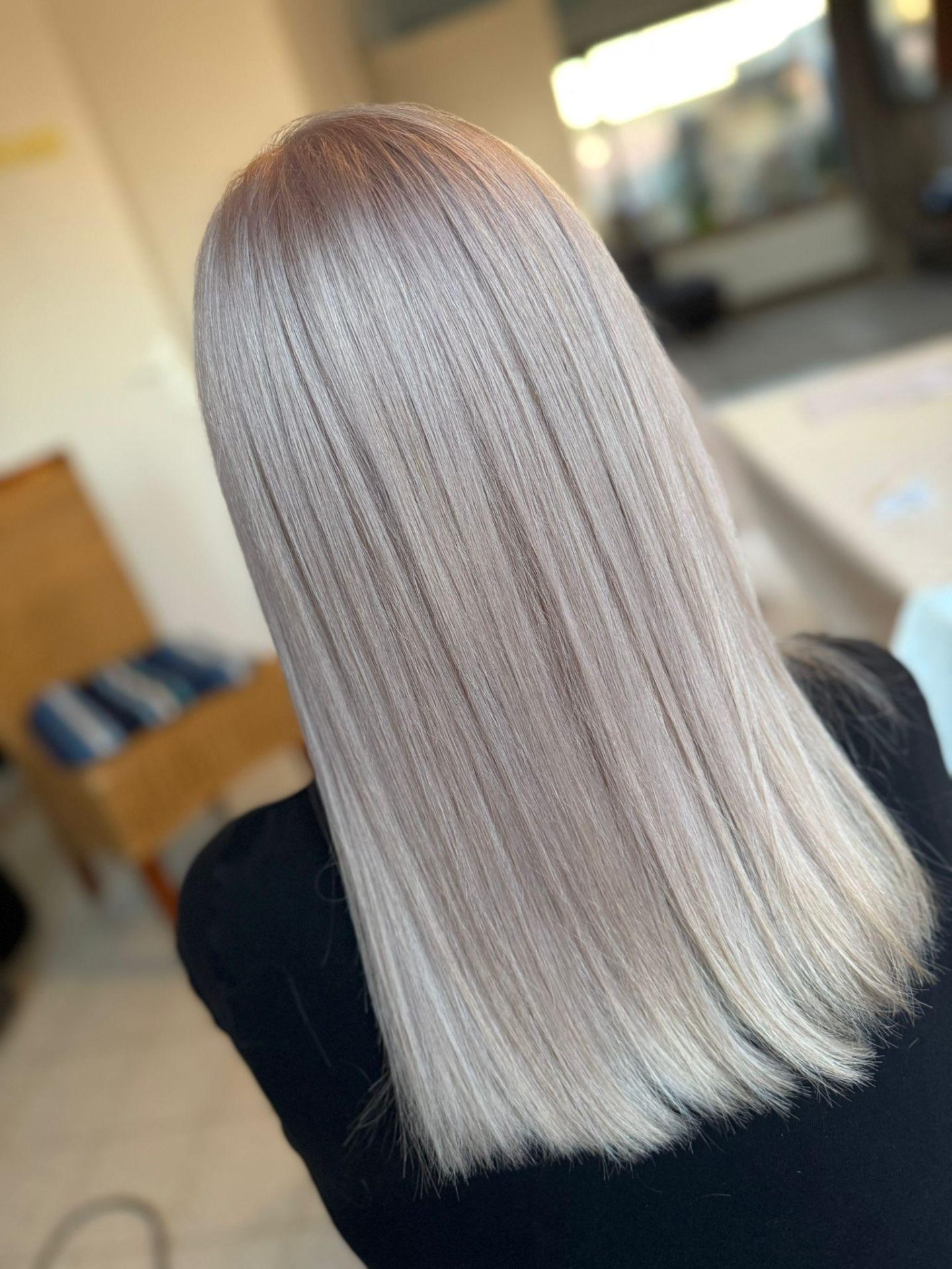 Pearl platinum sleek blowout